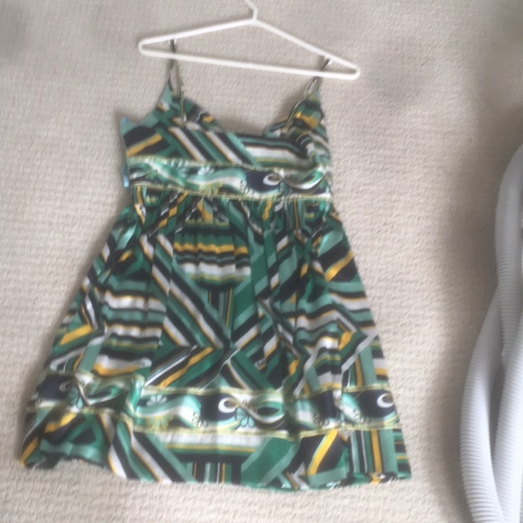 💕Host Pick💕Guess by Marciano Silk dress - Picture 3 of 3